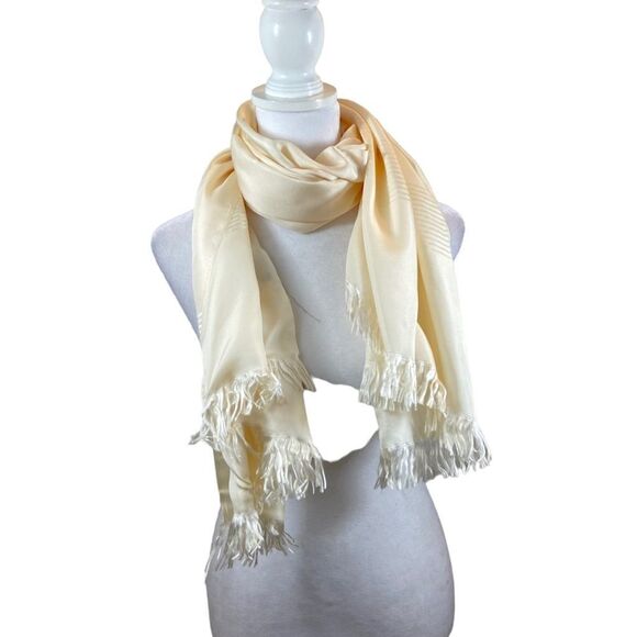 Lanvin Paris 100% Silk Ivory‎ Fringe End Scarf Appr 51”x28” - Picture 4 of 13
